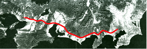 昭和38年にわが国で最初の高速道路となった名神高速道路の尼崎 - 栗東間71kmが開通